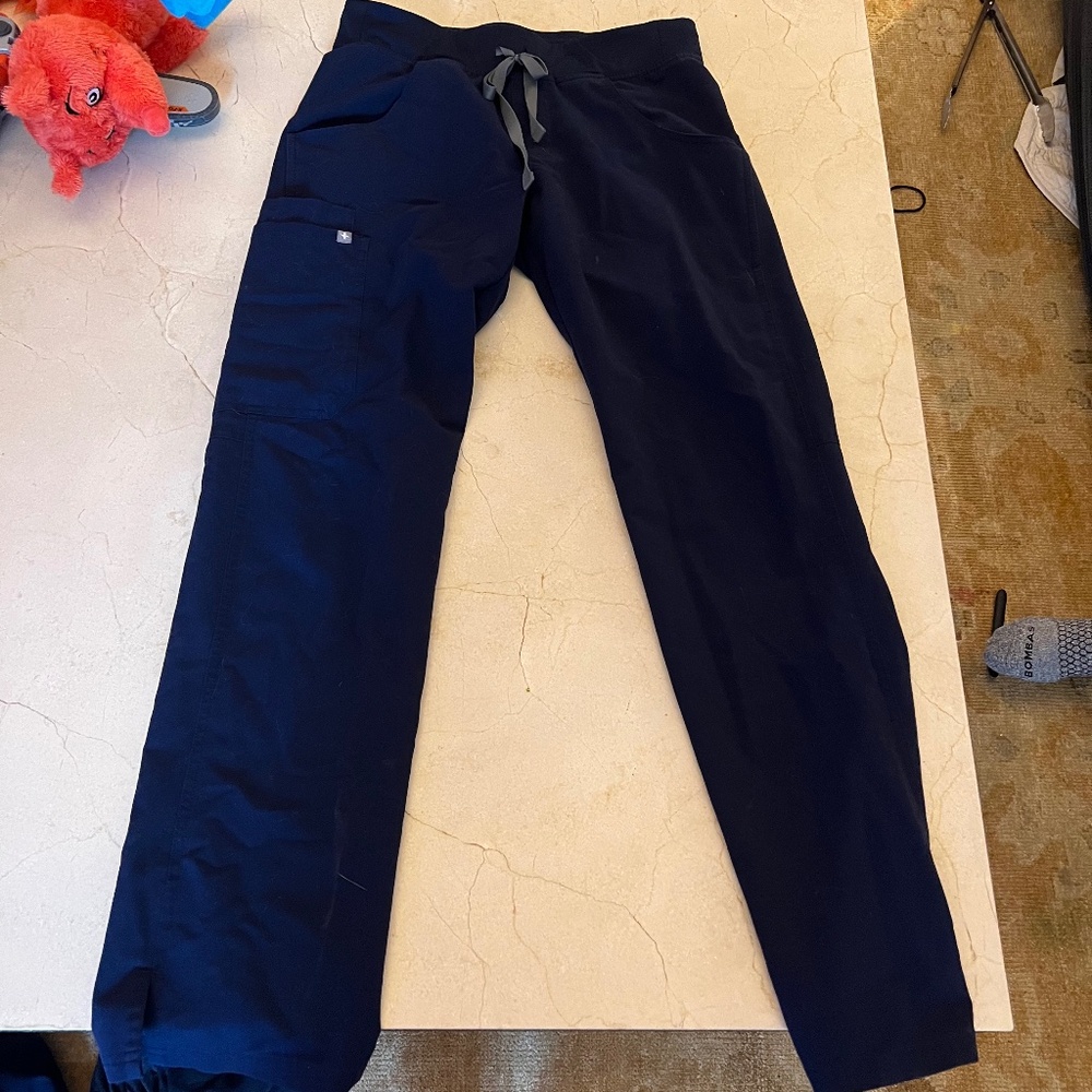 Figs Cargo Scrub Pant